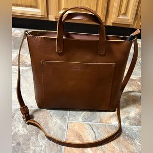 Portland Leather Medium Crossbody - Honey